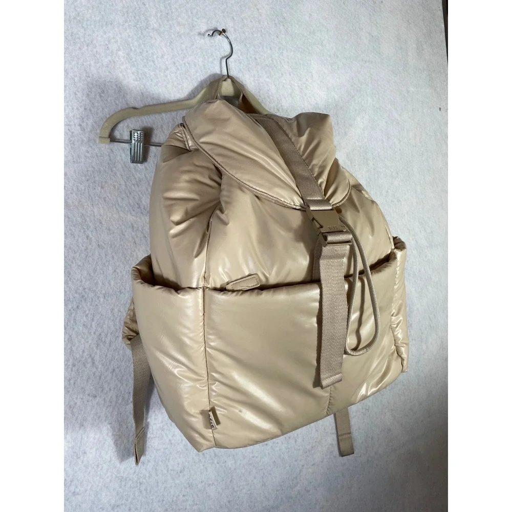 BEIS Puffy Cargo Backpack Beige Tan Quilted Lightweight Travel Bag Buckle Clasp